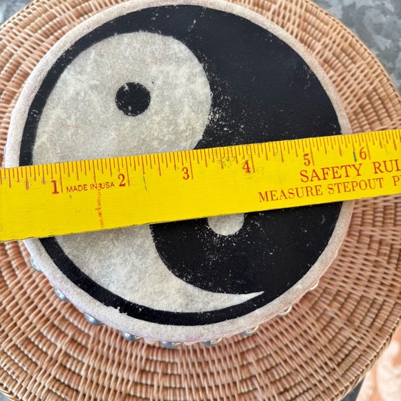Vintage Hand Drum painted Yin Yang Natural Hide
Gift Bohemian Festival - Picture 5 of 7